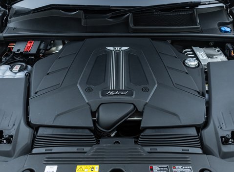 Bentley Bentayga Hybrid First Edition 46