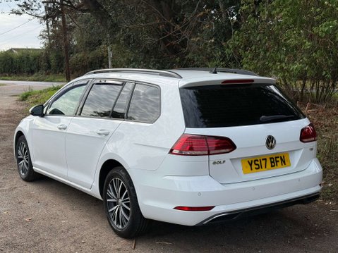 Volkswagen Golf 1.6 Golf SE Nav TDI BlueMotion Technology 5dr 30