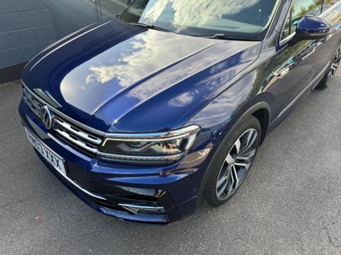 Volkswagen Tiguan R LINE TSI BMT 4MOTION DSG 11