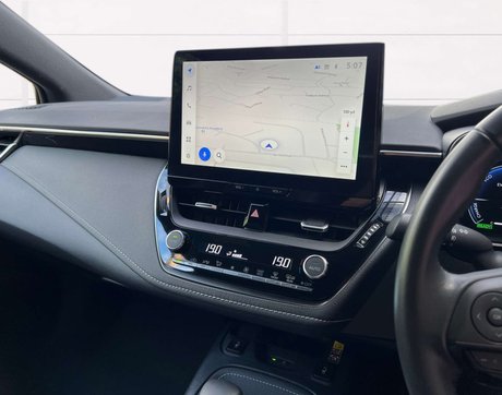 Toyota Corolla 1.8 Corolla Design HEV CVT 5dr 20