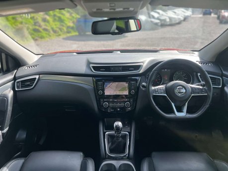 Nissan Qashqai 1.3 Qashqai N-Motion DiG-T 5dr 15
