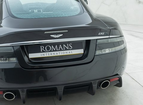Aston Martin DBS V12 31