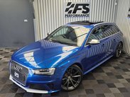 Audi RS4 4.2 FSI V8 Estate 5dr Petrol S Tronic quattro Euro 5 (450 ps) 32