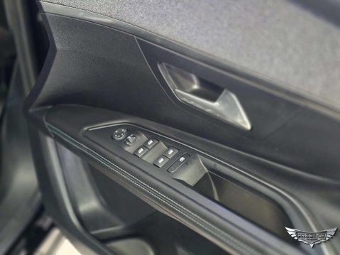 Peugeot 3008 1.5 BlueHDi Allure Premium Euro 6 (s/s) 5dr 86