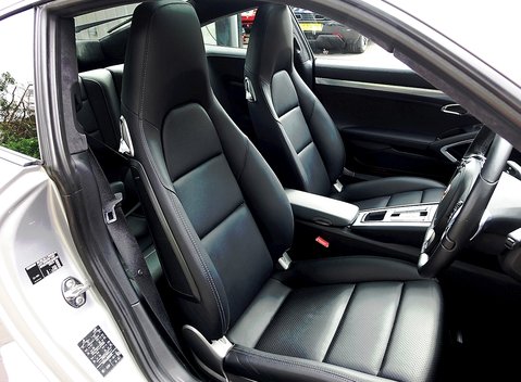 Porsche 911 (991) Carrera 13