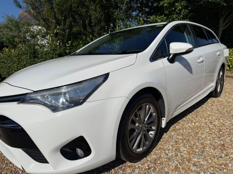 Toyota Avensis 2.0 D-4D Business Edition Touring Sports Euro 6 (s/s) 5dr 5