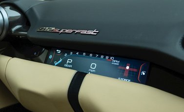 Ferrari 812 Superfast 19