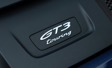 Porsche 911 GT3 TOURING (992) 33