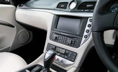 Maserati Grancabrio Sport 18