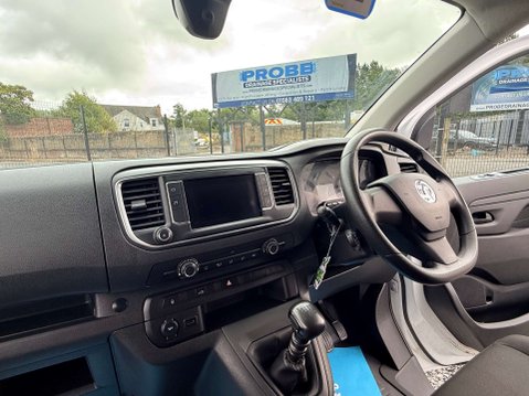 Vauxhall Vivaro 1.5 Vivaro F2900 Prime S/S 12