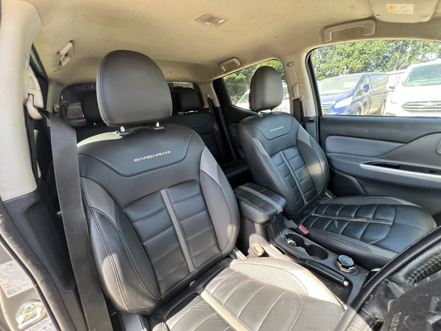 Mitsubishi L200 L200 Barbarian Di-D Auto 30