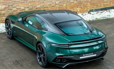 Aston Martin DBS Superleggera 9