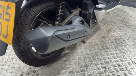 Honda PCX 2015 WW SPARES OR REPAIR PROJECT LEARNER SCOOTER 125CC BIKE 22