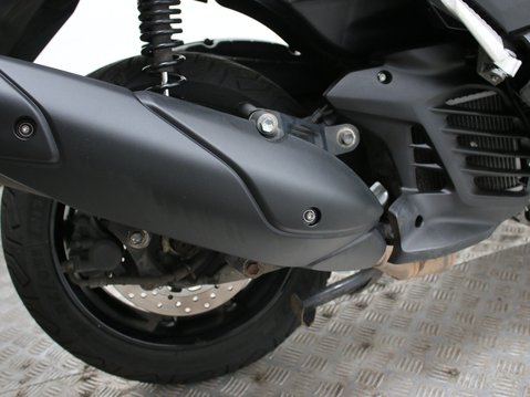 Yamaha Nmax 125 GPD125-A ABS 14