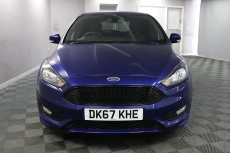 Ford Focus ST-LINE X 2
