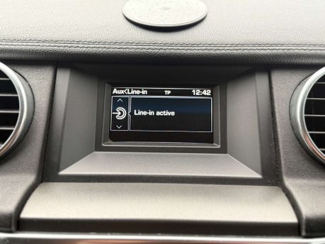 Land Rover Discovery 3.0 Discovery SE SDV6 Auto 4WD 5dr 27