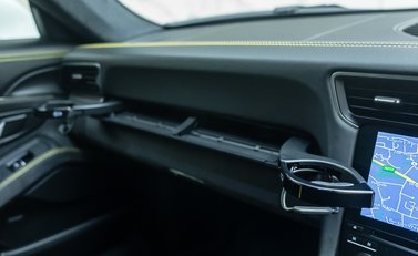 Porsche 911 GT3 RS (991.2) 23