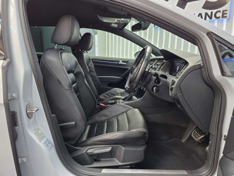 Volkswagen Golf 2.0 TSI BlueMotion Tech R Hatchback 5dr Petrol DSG 4Motion Euro 6 (s/s) (31 33