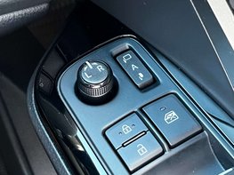 Toyota C-HR 2.0 C-HR Excel HEV CVT 5dr 62