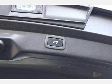 Jaguar I-Pace HSE BLACK 18