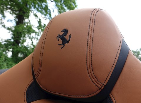 Ferrari California T 25