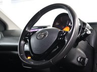 Toyota Aygo VVT-I X-TREND TSS 12