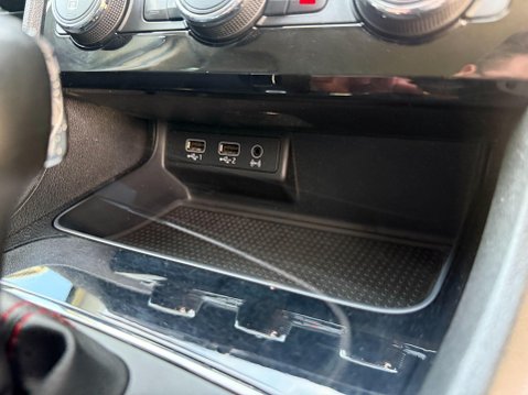 SEAT Leon TSI EVO FR DSG 23