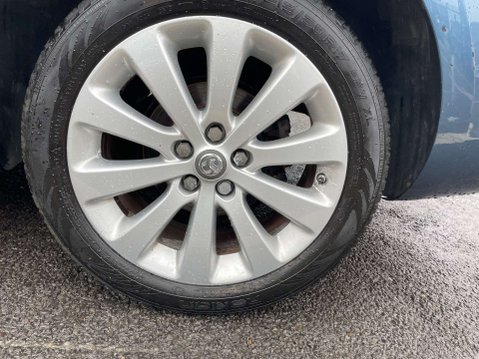 Vauxhall Astra 1.6 Astra Elite Auto 5dr 49