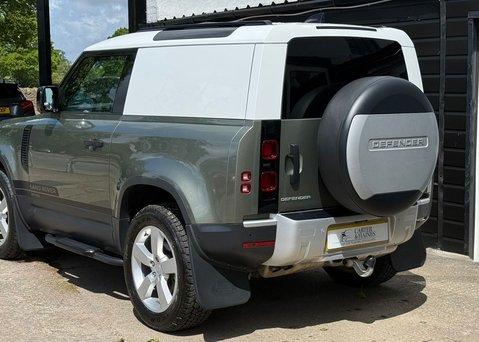Land Rover Defender 90 3.0 D250 MHEV Hard Top SUV 3dr Diesel Auto 4WD SWB Euro 6 (s/s) (250 ps) 8