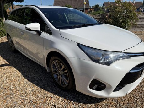 Toyota Avensis 2.0 D-4D Business Edition Touring Sports Euro 6 (s/s) 5dr 7