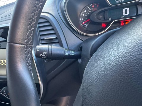 Renault Captur 0.9 TCe ENERGY Iconic Euro 6 (s/s) 5dr 17