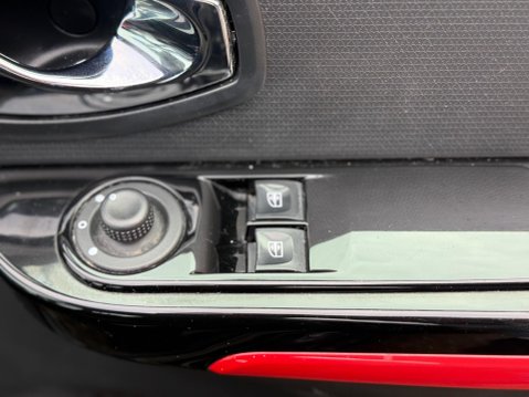 Renault Clio 1.2 16V Dynamique MediaNav Euro 5 5dr 15