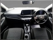 Hyundai BAYON T-GDI SE CONNECT DCT MHEV 3