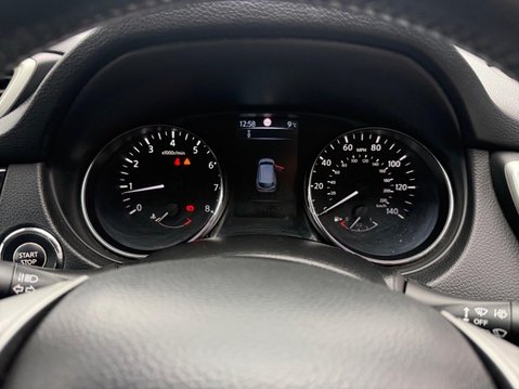 Nissan Qashqai 1.2 DIG-T n-tec+ 2WD Euro 5 (s/s) 5dr 17