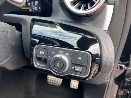 Mercedes-Benz A Class 2.0 A35 AMG (Premium Plus) 7G-DCT 4MATIC Euro 6 (s/s) 5dr 49