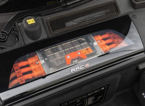 Ferrari SF90 Stradale 36