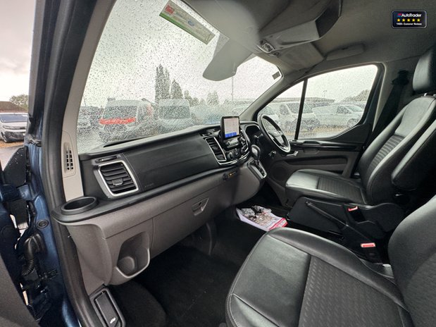 Ford Transit Custom AUTO Crew Cab SWB L1H1 320 Sport Air Con Camera Nav NO VAT SELECT 14