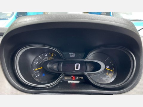 Renault Trafic 1.6 dCi ENERGY 29 Business LWB High Roof Euro 5 (s/s) 5dr 30