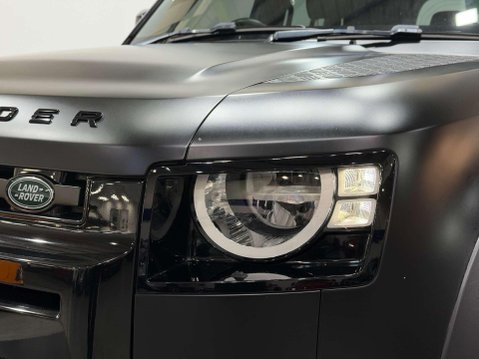 Land Rover Defender 2.0 SD4 S SUV 5dr Diesel Auto 4WD Euro 6 (s/s) (240 ps) 52