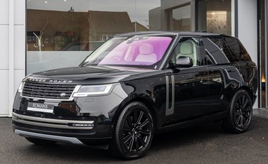 Land Rover Range Rover D350 SE 2