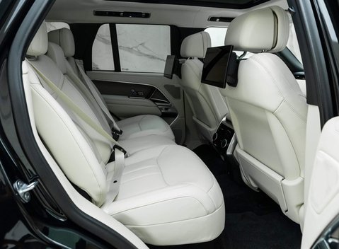 Land Rover Range Rover P530 First Edition 10