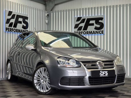 Volkswagen Golf 3.2 Golf R32 4WD 3dr 29