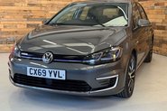 Volkswagen Golf 35.8kWh e-Golf Hatchback 5dr Electric Auto (136 ps) 24