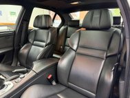 BMW M5 5.0 V10 Saloon 4dr Petrol SMG Euro 4 (507 ps) 28