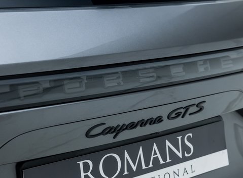 Porsche Cayenne GTS 34