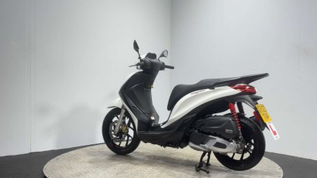 Piaggio Medley 2023 ONLY 4K 125CC LEARNER SCOOTER 15 BHP NEW MOT WARRANTY 5