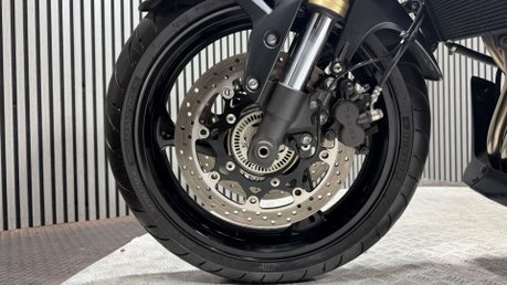 Suzuki GSR750 2013 ONLY 9K STUNNING EXAMPLE LONG MOT NAKED 750CC 35