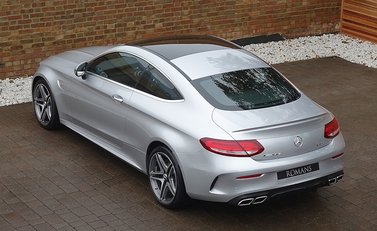 Mercedes-Benz C Class C63 Coupe Premium 12
