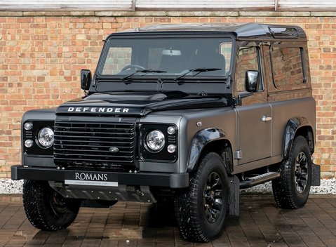 Land Rover Defender 90 Autobiography Edition 6
