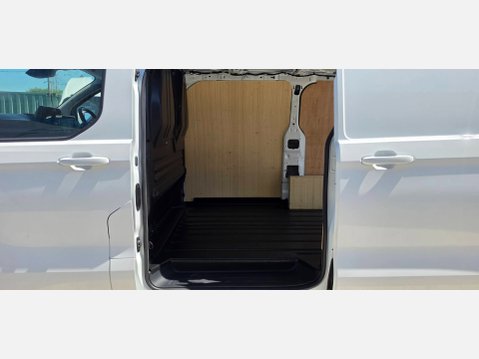 Ford Transit Custom 280 LIMITED L1H1 P/V ECOBLUE 21